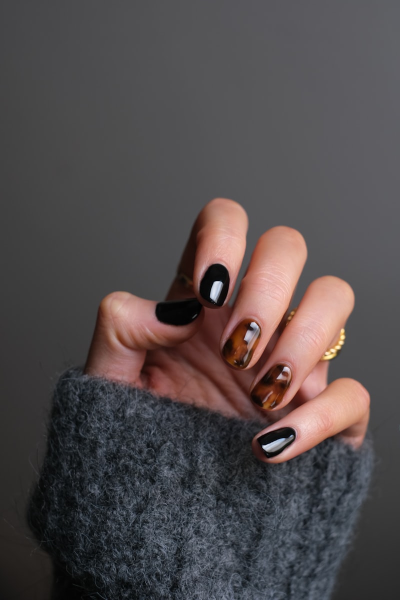 Deluxe Nail Art & Manicure